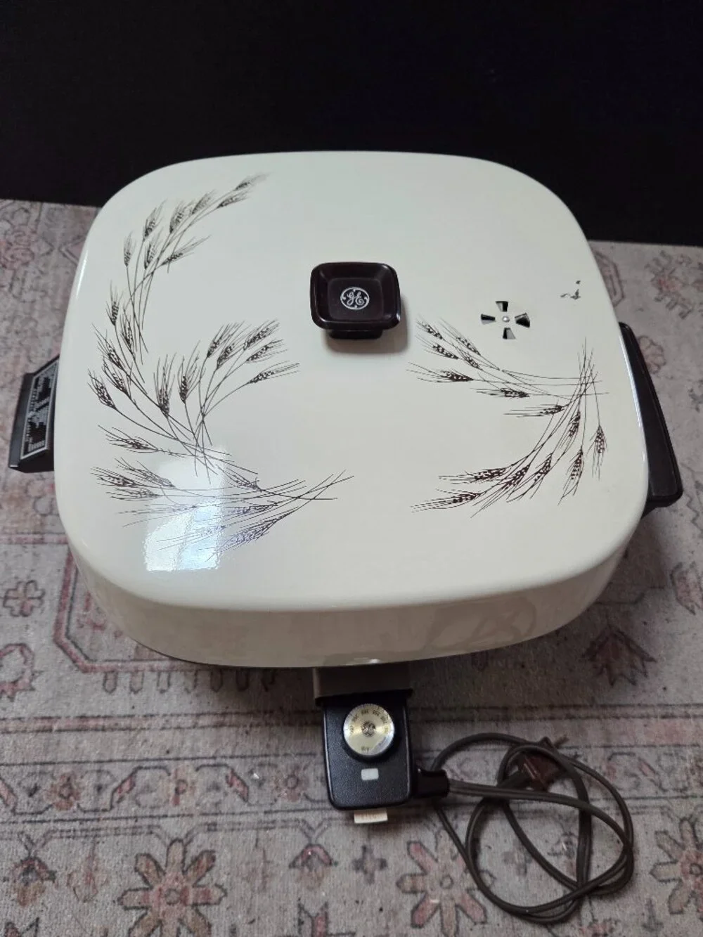 GE Vintage Temp COntrolled Buffet Server